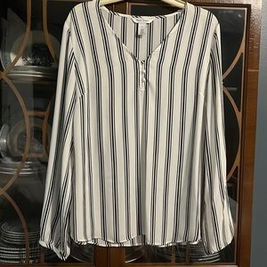 White House Black Market top